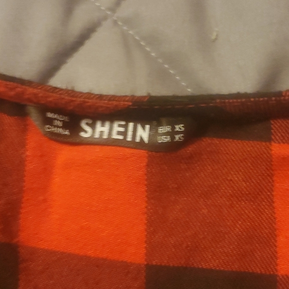 Plaid pullover - Picture 2 of 2